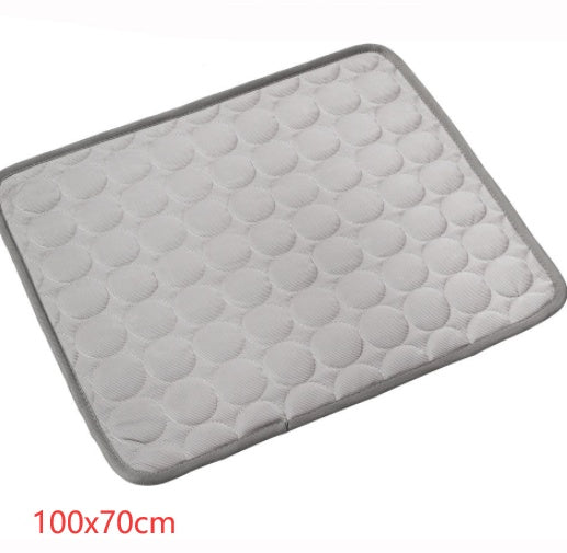 lightweight-ventilated-dog-cooling-blanket-set