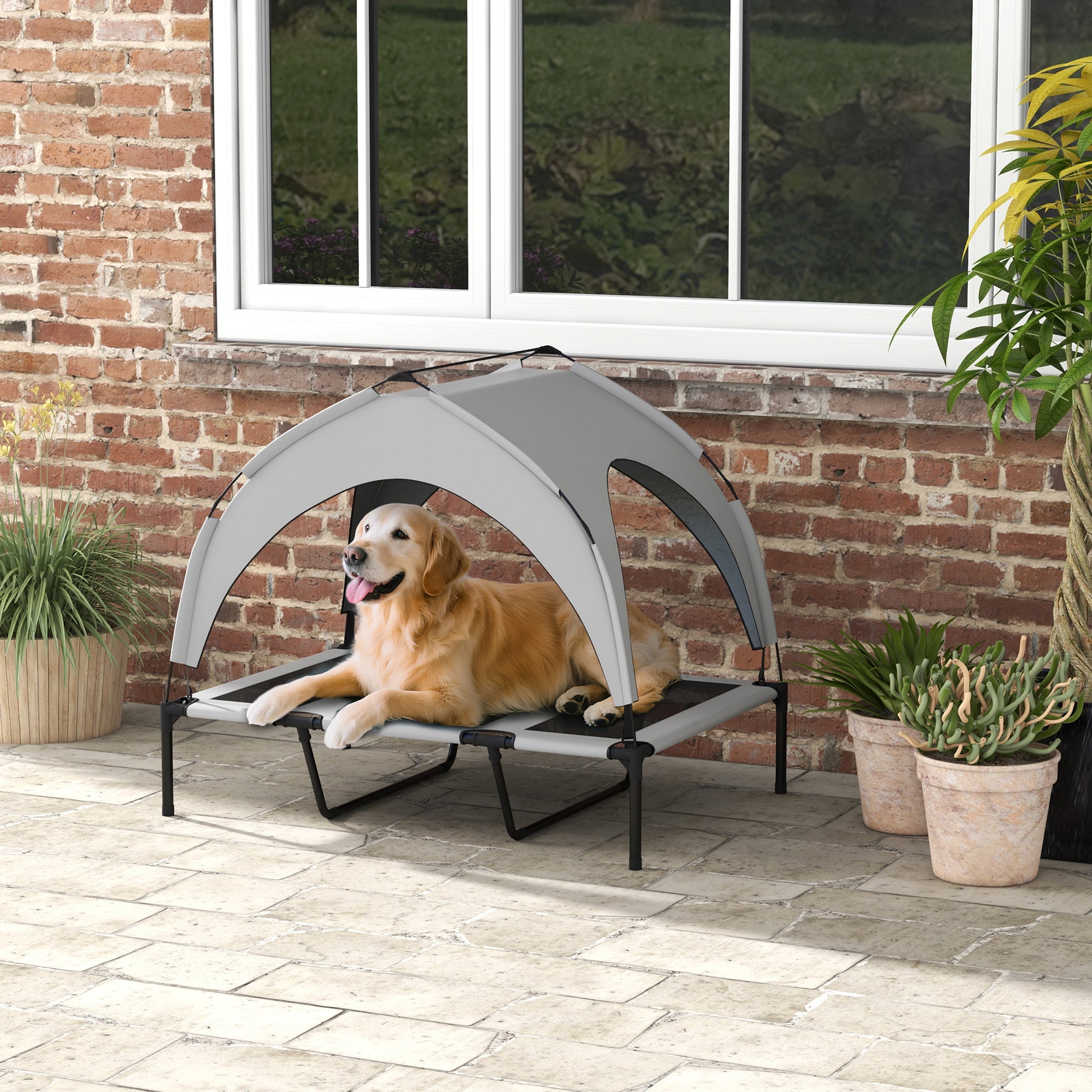 Detachable sunshade pet canopy bed with non-slip legs for backyard camping